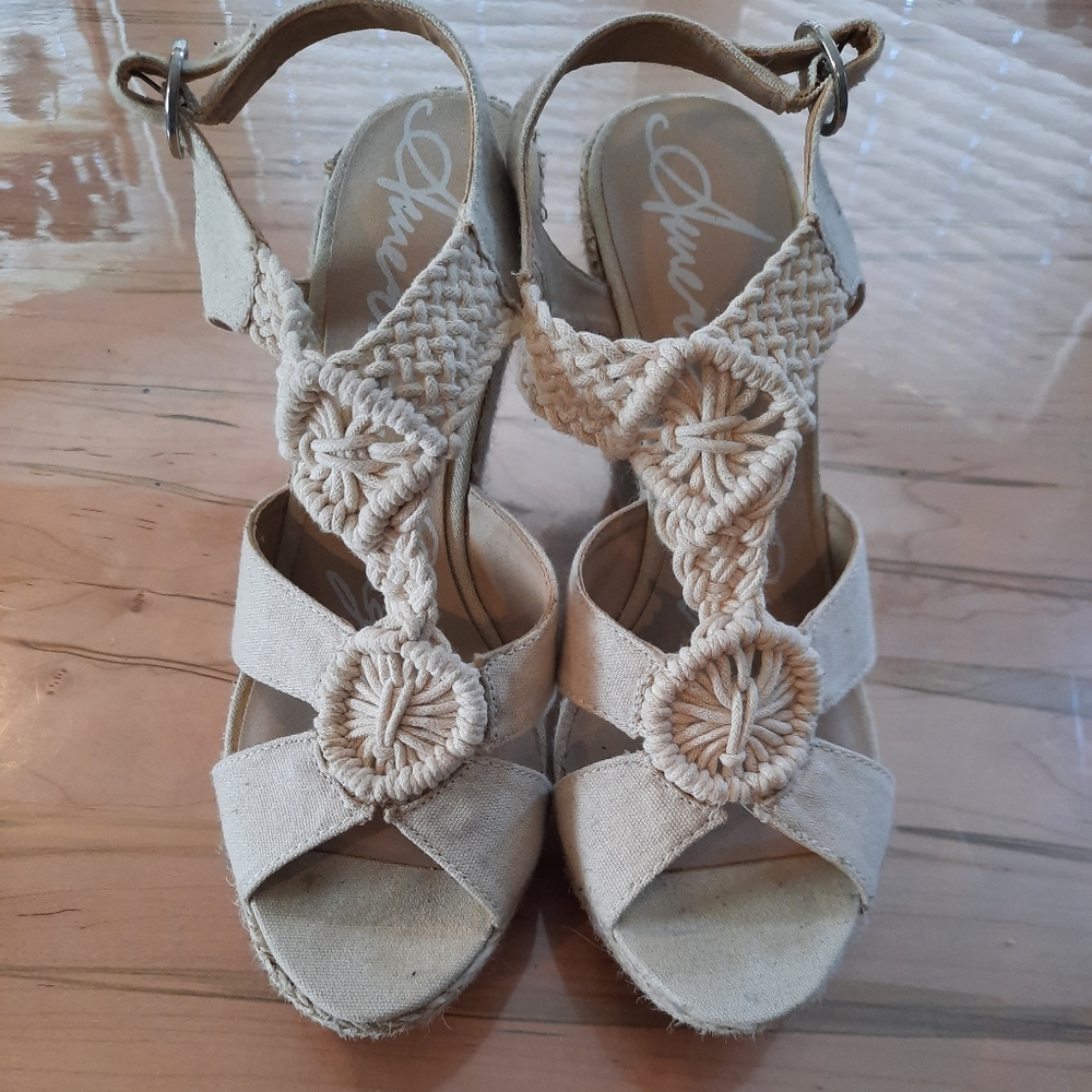 Cream & Jute Wedges